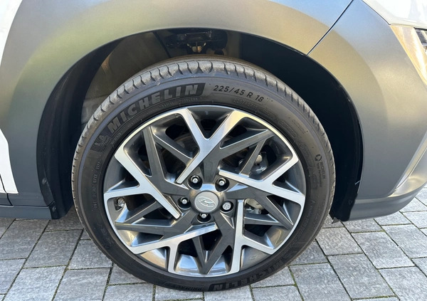Hyundai Kona cena 98500 przebieg: 12900, rok produkcji 2022 z Rydułtowy małe 211